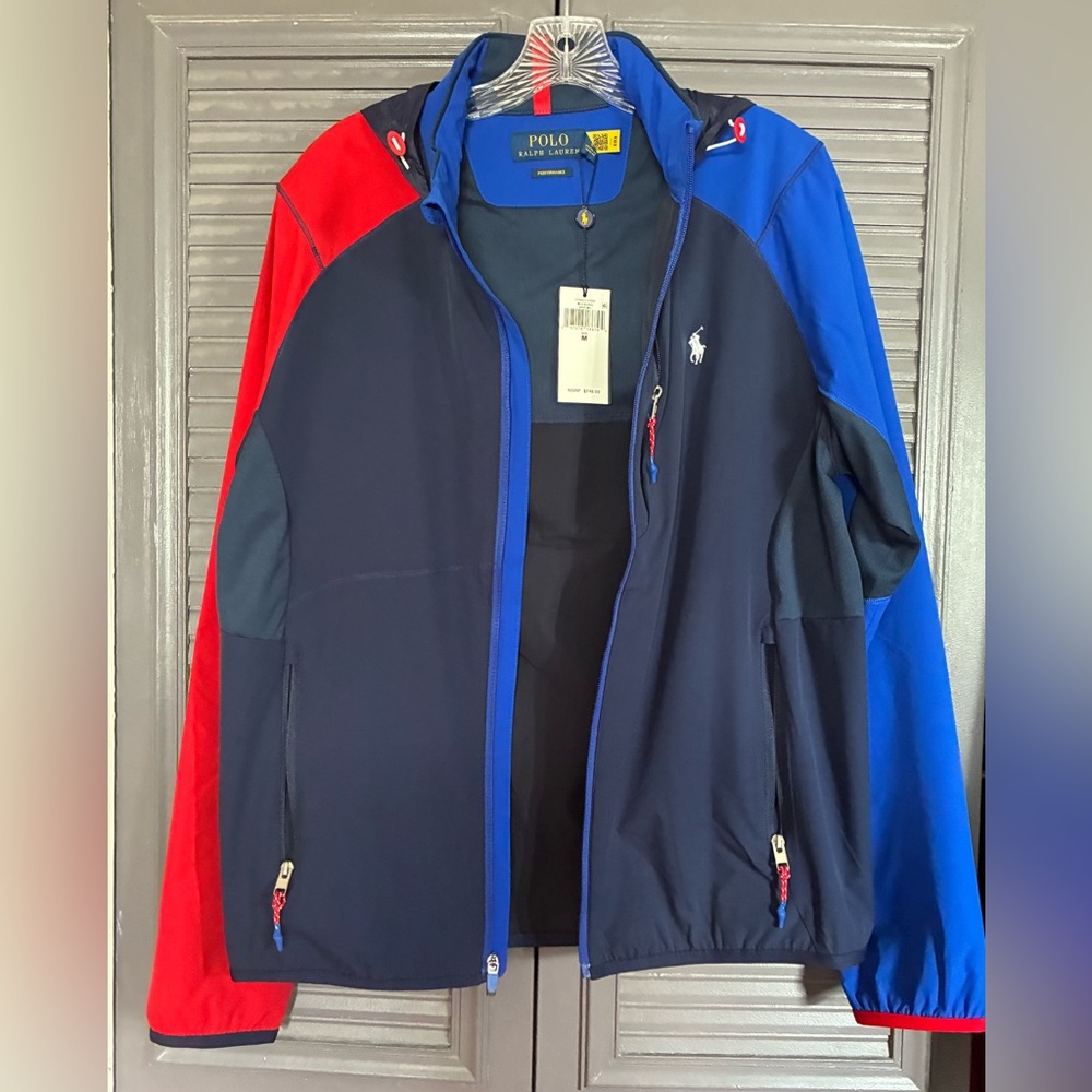 POLO RALPH LAUREN PACKABLE LIGHTWEIGHT WINDBREAKER RAIN JACKET. MEDIUM